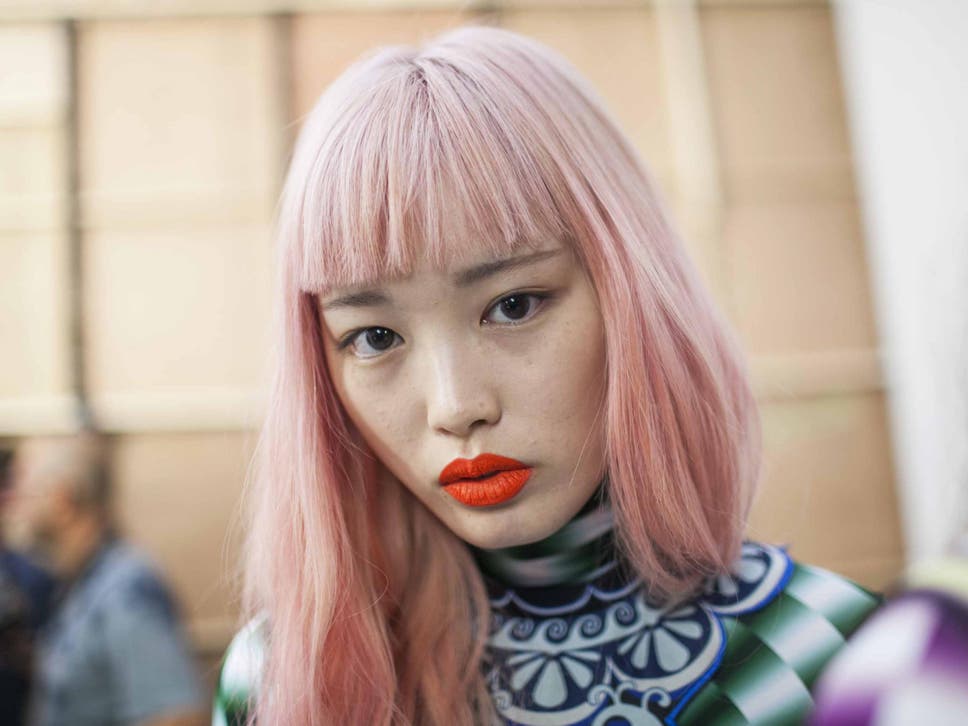 How to wear this season’s bright red lip
